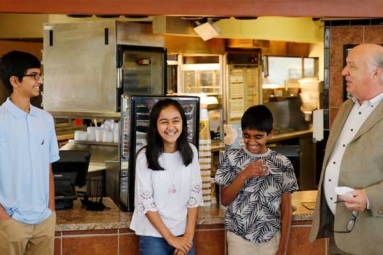 Scripps National Spelling Bee Champs Feted with Free Chicken for a Year
