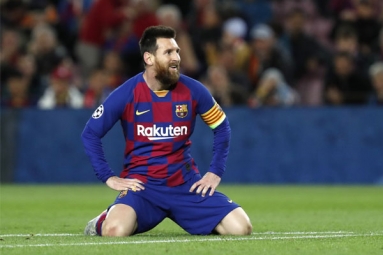 Messi gets Banned for the first time playing for Barcelona