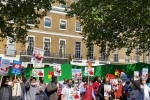 Chinese, Pakistan, pakistanis sing vande mataram alongside indians during anti china protests in london, India pakistan