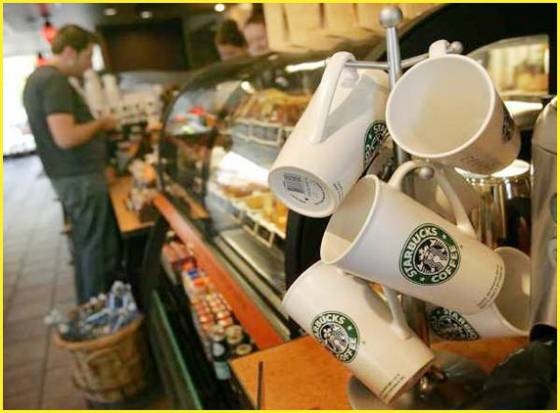 Starbucks to shed its insect red dye 